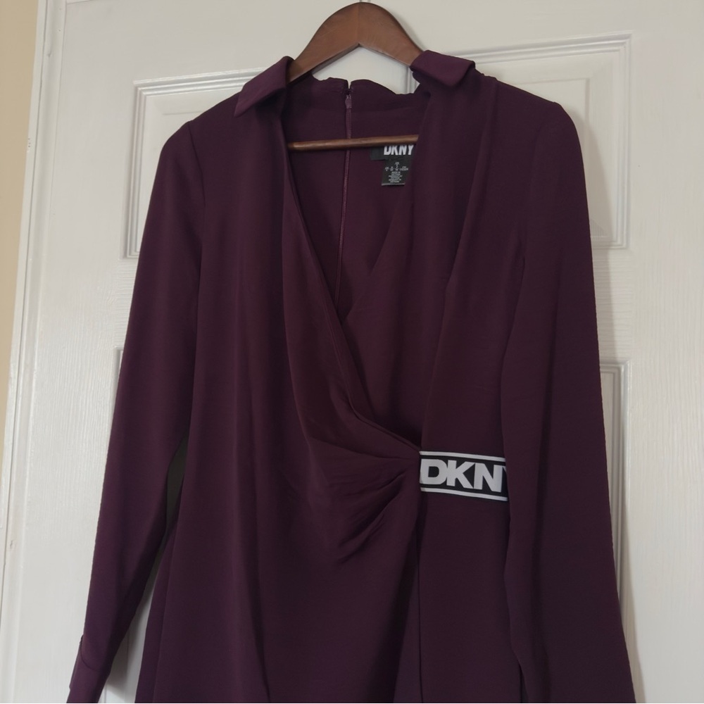 DKNY Long Sleeve Faux Wrap Dress in Raisin Size 4 NWT Cocktail Party Guest - Picture 4 of 8